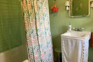 29 Prescott St, Rockland, ME 04841 - Photo 9