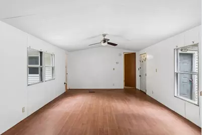 52 Summer Street, Mechanic Falls, ME 04256 - Photo 9