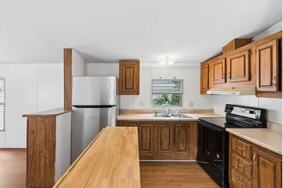 52 Summer Street, Mechanic Falls, ME 04256 - Photo 11