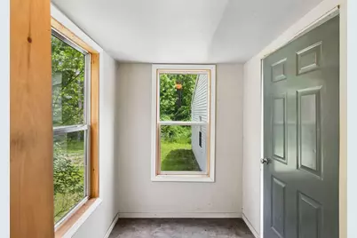 52 Summer Street, Mechanic Falls, ME 04256 - Photo 5