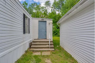52 Summer Street, Mechanic Falls, ME 04256 - Photo 33