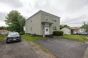 57 Eustis St, Lewiston, ME 04240 - Photo 3