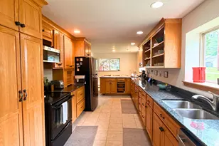 162 E Broadway Ext, Bangor, ME 04401 - Photo 5