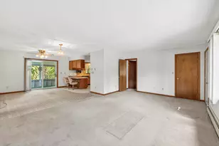 15 Owen St, Lewiston, ME 04240 - Photo 11