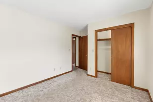 15 Owen St, Lewiston, ME 04240 - Photo 23