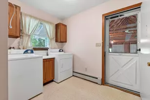 15 Owen St, Lewiston, ME 04240 - Photo 9