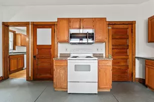 271 Woodford St, Portland, ME 04103 - Photo 15