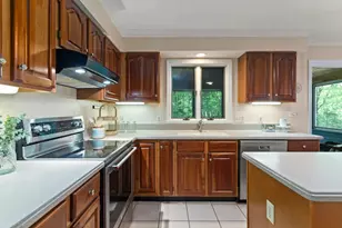 154 Applecrest Dr, Yarmouth, ME 04096 - Photo 11