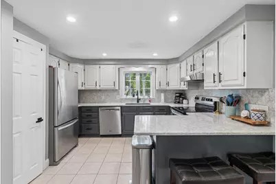 11 Patoine Place, Old Orchard Beach, ME 04064 - Photo 5