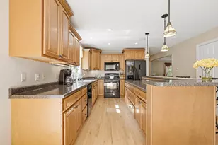 43 Payeur Cir, Sanford, ME 04073 - Photo 7
