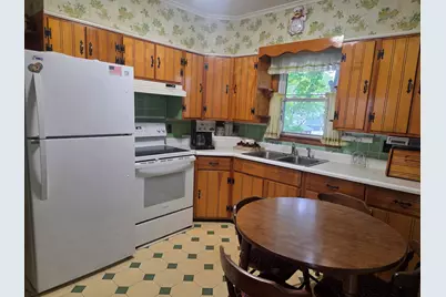 66 Poplar Street, Millinocket, ME 04462 - Photo 5