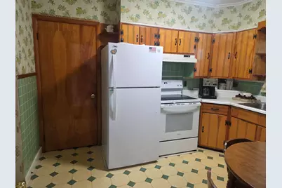 66 Poplar Street, Millinocket, ME 04462 - Photo 3
