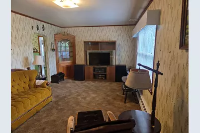 66 Poplar Street, Millinocket, ME 04462 - Photo 9