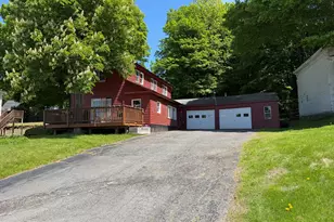 15 Pleasant St, Dexter, ME 04930 - Photo 1