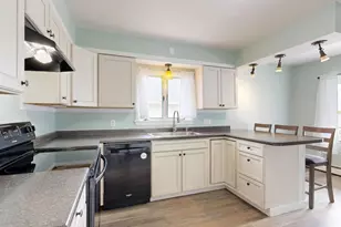 65 Baird Ave, Lewiston, ME 04240 - Photo 11