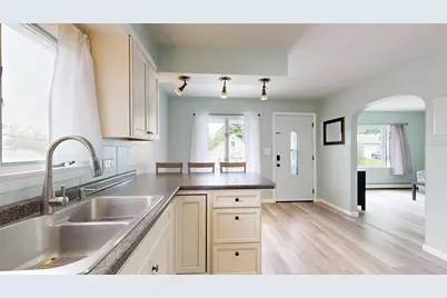 65 Baird Avenue, Lewiston, ME 04240 - Photo 11