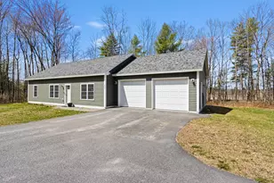 699 Beech Hill Rd, Auburn, ME 04210 - Photo 3