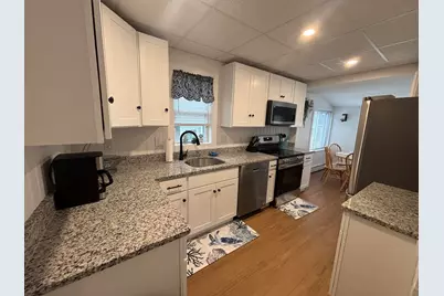 113 W Grand Avenue, Old Orchard Beach, ME 04064 - Photo 3