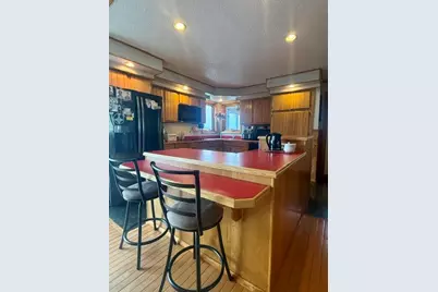 512 Albert Street, Madawaska, ME 04756 - Photo 9