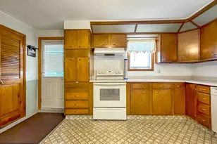 116 Center St, Van Buren, ME 04785 - Photo 5