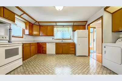 116 Center Street, Van Buren, ME 04785 - Photo 7