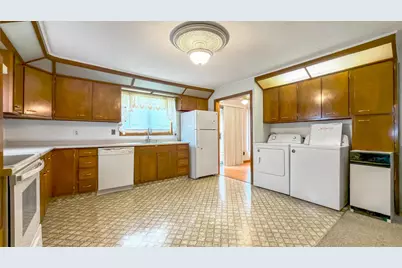 116 Center Street, Van Buren, ME 04785 - Photo 7