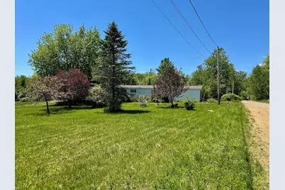 8 Country Lane, Saint Albans, ME 04971 - Photo 3