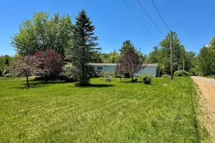 8 Country Ln, Saint Albans, ME 04971 - Photo 3