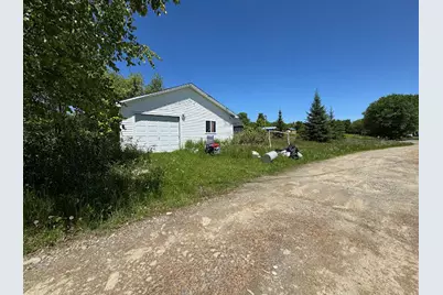 8 Country Lane, Saint Albans, ME 04971 - Photo 23