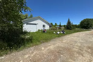 8 Country Ln, Saint Albans, ME 04971 - Photo 23