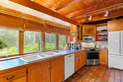 44 Timbercliffe Drive, Camden, ME 04843 - Photo 5