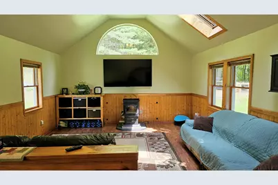 77 Maple Street, Farmingdale, ME 04344 - Photo 3