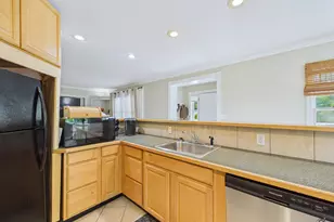 38 Mary Carroll St, Auburn, ME 04210 - Photo 15