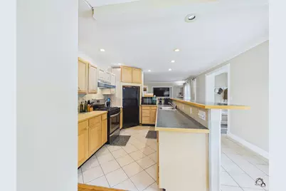 38 Mary Carroll Street, Auburn, ME 04210 - Photo 17