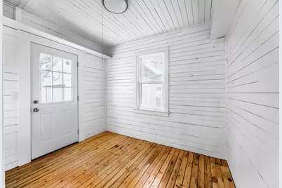 26 Webster Avenue N, Bangor, ME 04401 - Photo 5