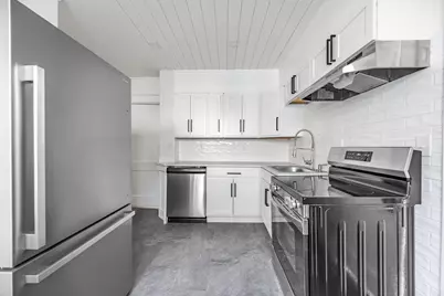 26 Webster Avenue N, Bangor, ME 04401 - Photo 3