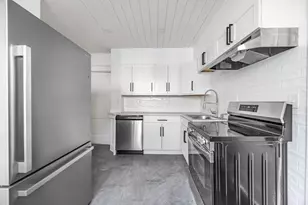 26 Webster Ave N, Bangor, ME 04401 - Photo 3