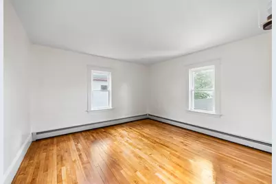 26 Webster Avenue N, Bangor, ME 04401 - Photo 13