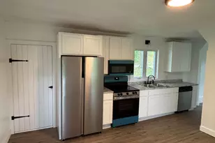 8 Walker Ave, Norway, ME 04268 - Photo 3