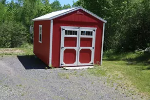 1070 Manchester Rd, Belgrade, ME 04917 - Photo 9