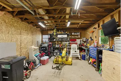 51 Dow Avenue, Lewiston, ME 04240 - Photo 33
