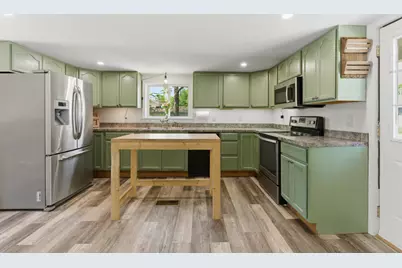 51 Dow Avenue, Lewiston, ME 04240 - Photo 5