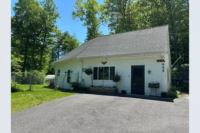 928 Main Street, Wayne, ME 04284 - Photo 3