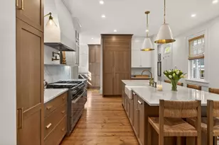 32 Summer St, Kennebunk, ME 04043 - Photo 5