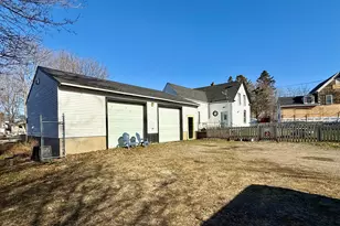 22 Shackford St, Eastport, ME 04631 - Photo 7