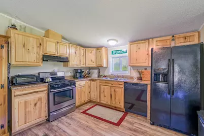 56 Ulmer Street, Rockland, ME 04841 - Photo 9