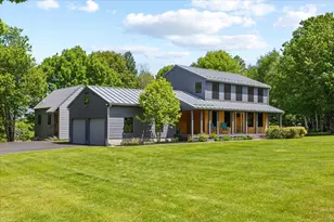 7 Breezy Hill Ln, Falmouth, ME 04105 - Photo 3