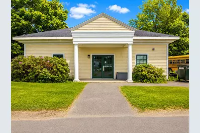 10 Knowlton Street, Camden, ME 04843 - Photo 5