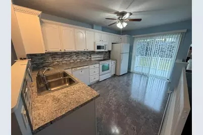 303 19th Avenue #13, Madawaska, ME 04756 - Photo 5