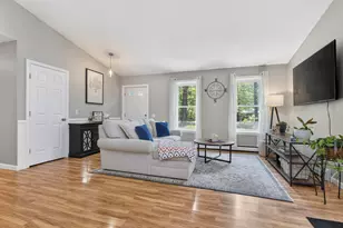 211 Broadturn Rd, Scarborough, ME 04074 - Photo 3